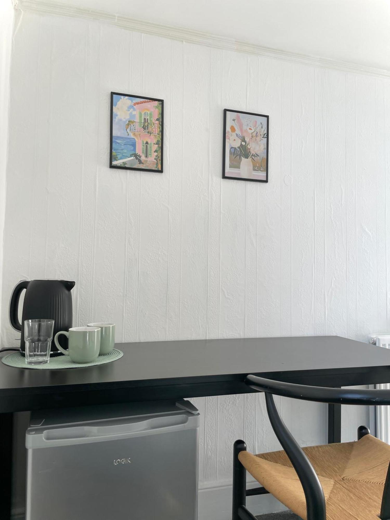 Cosy Double Rooms A Stones Throw From Wembley Stadium Londres Exterior foto