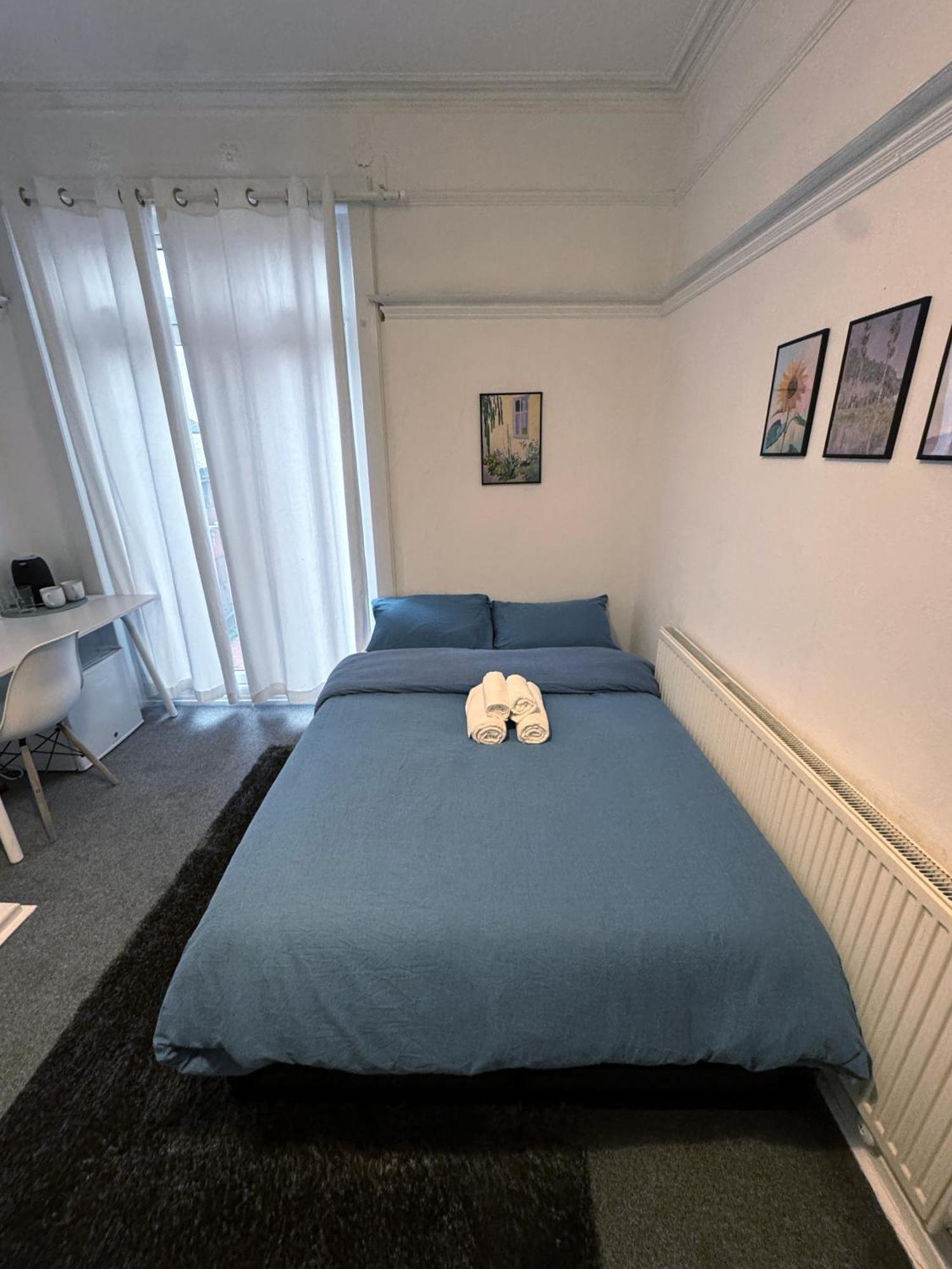 Cosy Double Rooms A Stones Throw From Wembley Stadium Londres Habitación foto