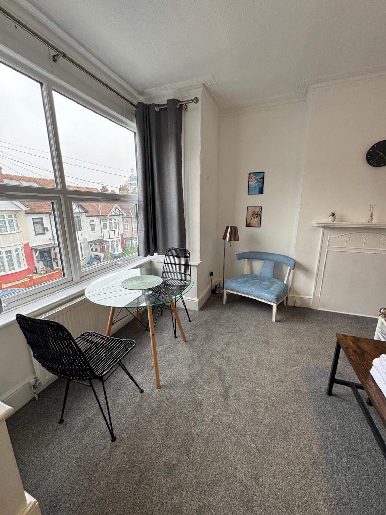 Cosy Double Rooms A Stones Throw From Wembley Stadium Londres Exterior foto